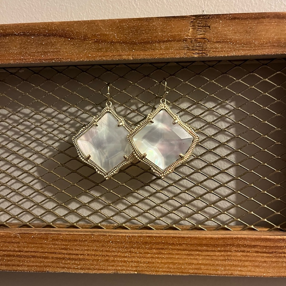 Kendra Scott earrings only worn once.